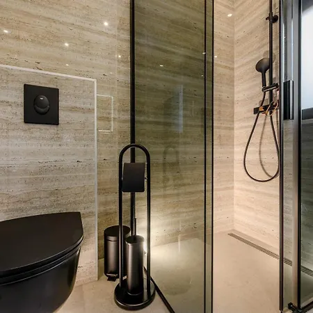 Decimum - Private Luxury With Heated Pool & Near Split