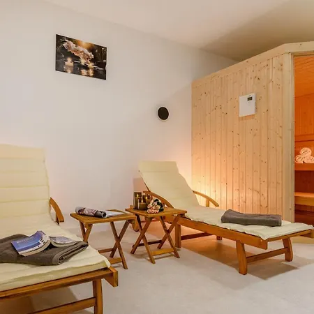 Decimum - Private Luxury With Heated Pool & Near Split *